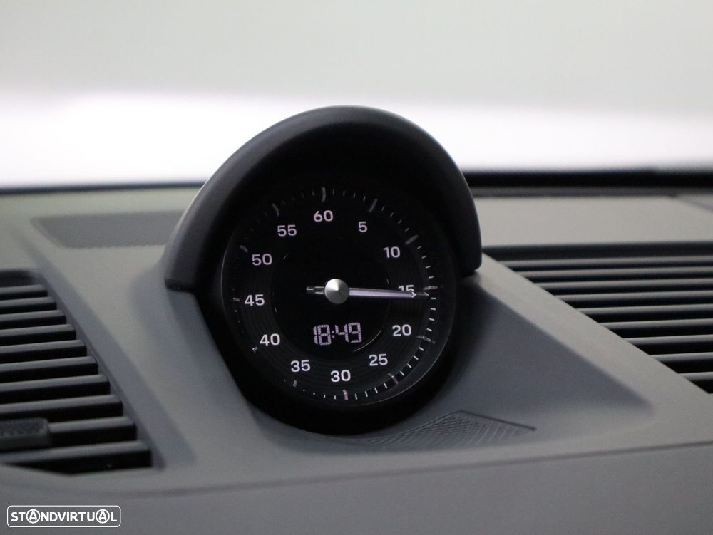 Porsche 911 (992) Carrera 4S PDK - 12