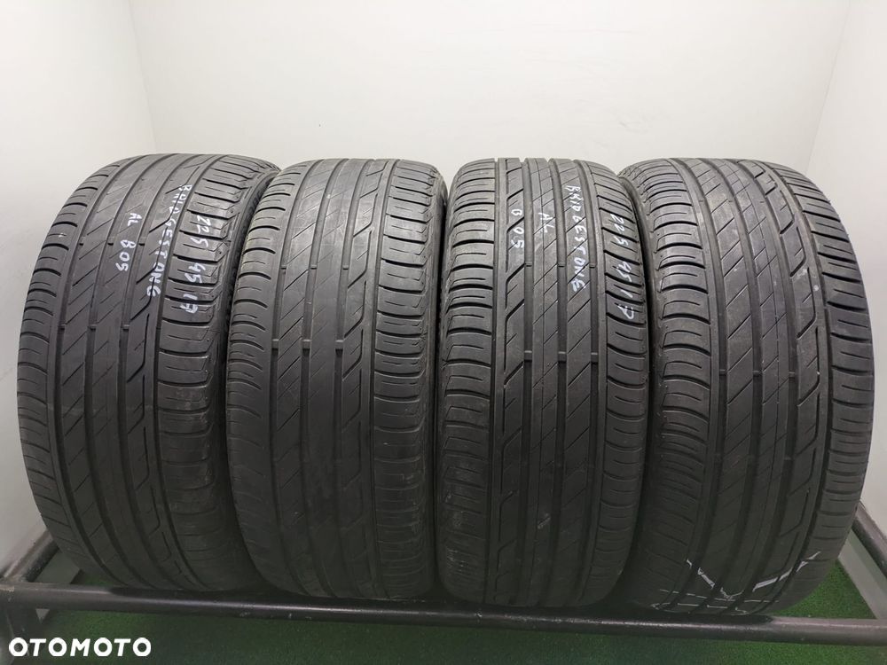 Opony letnie 225/45/17 Bridgestone Turanza T001