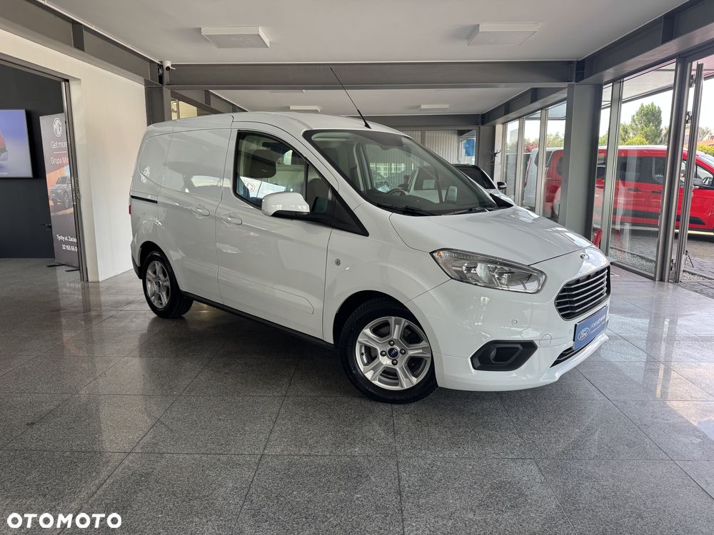 Ford Transit Courier - 2