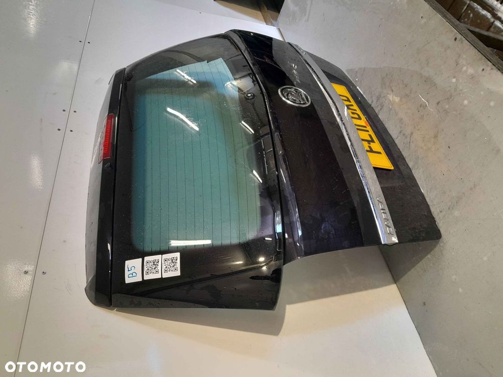 + KLAPA TYŁ TYLNA BAGAŻNIKA OPEL ZAFIRA B II 2 Z20R CZARNA (WGNIOT PRAWA STRONA NAD SZYBA) - 4