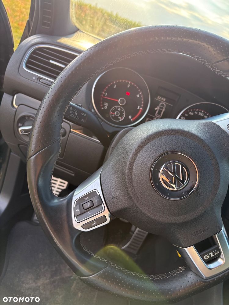 Volkswagen Golf 2.0 TDI DPF GTD - 21