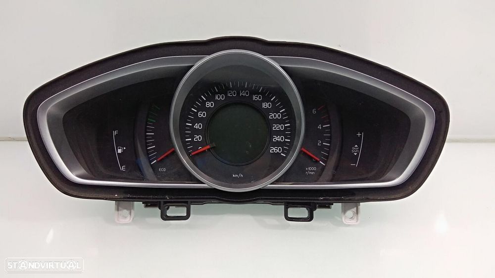 QUADRANTE VOLVO V40 - 1