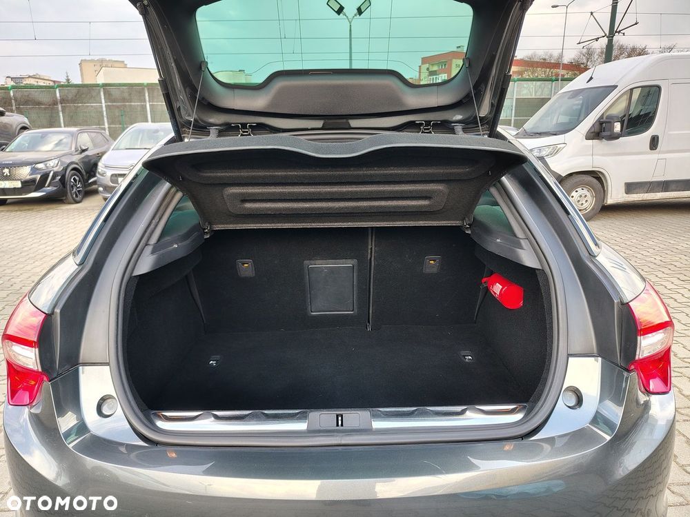 Citroën DS5 1.6 THP SportChic - 10