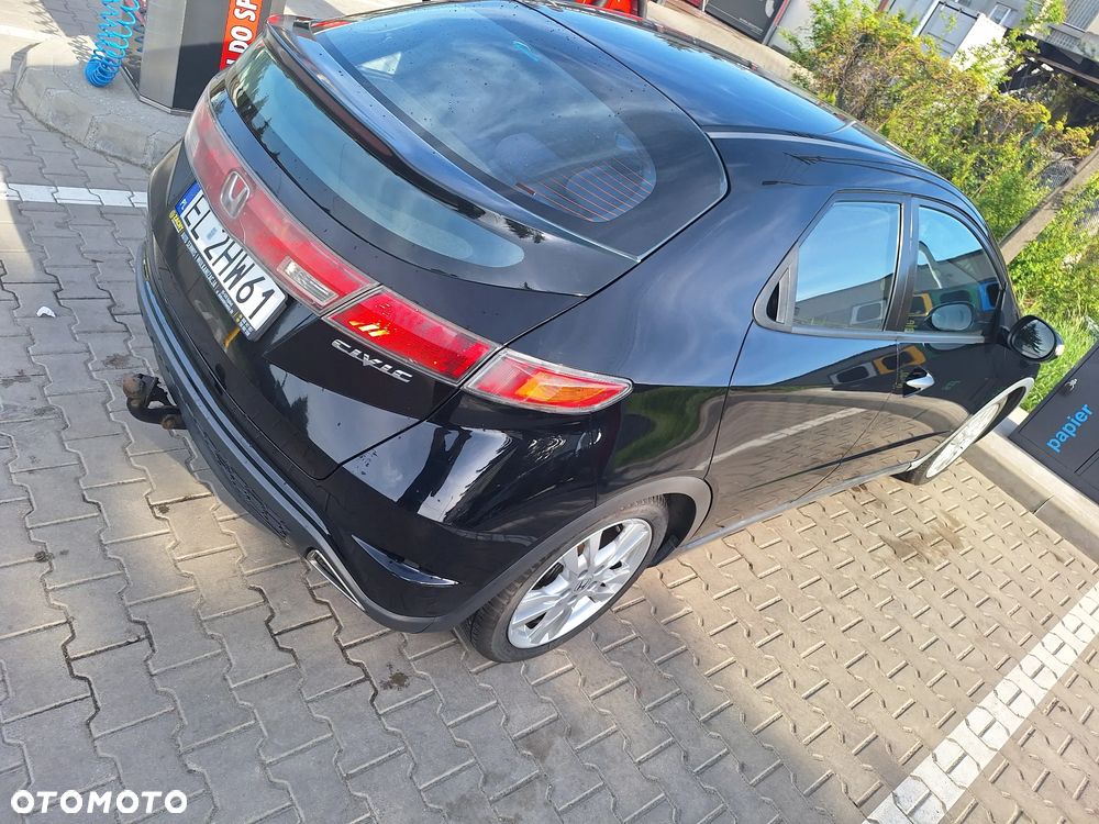Honda Civic 1.8 Comfort - 3