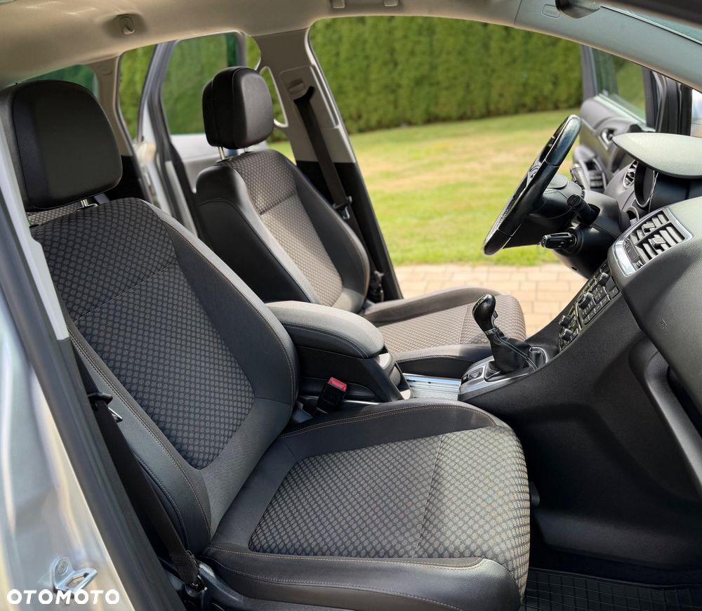 Opel Meriva 1.4 Color Edition - 12
