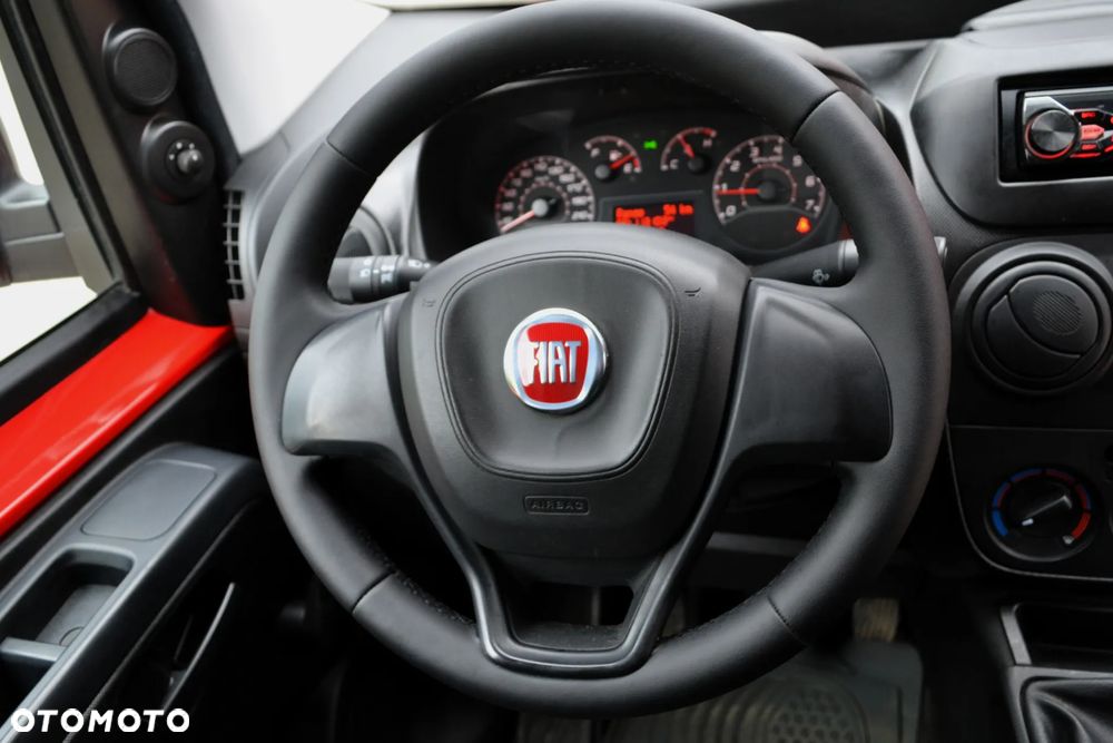 Fiat Fiorino Kombi 1.4 8V SX - 17