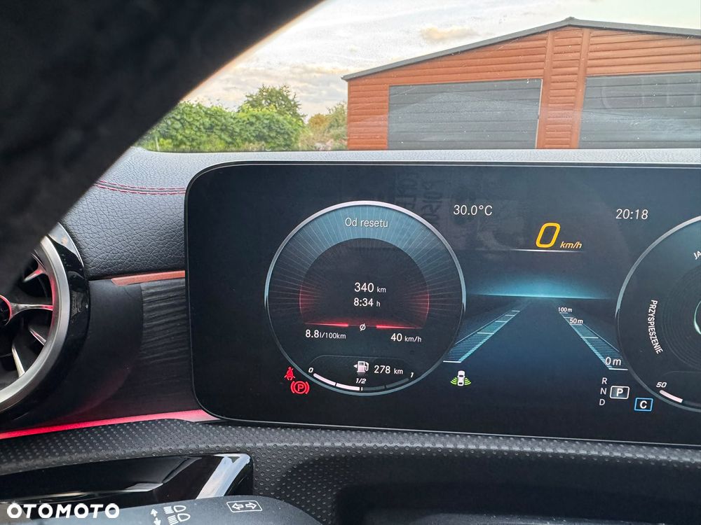 Mercedes-Benz CLA 250 4Matic 7G-DCT AMG Line - 16