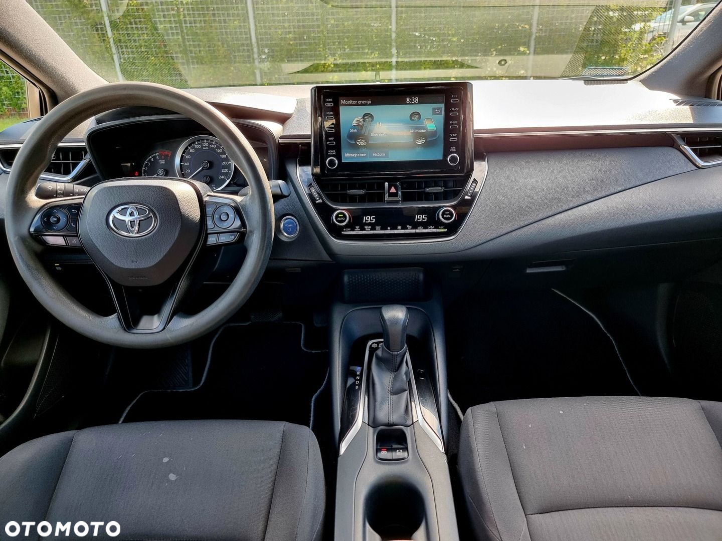 Toyota Corolla - 10
