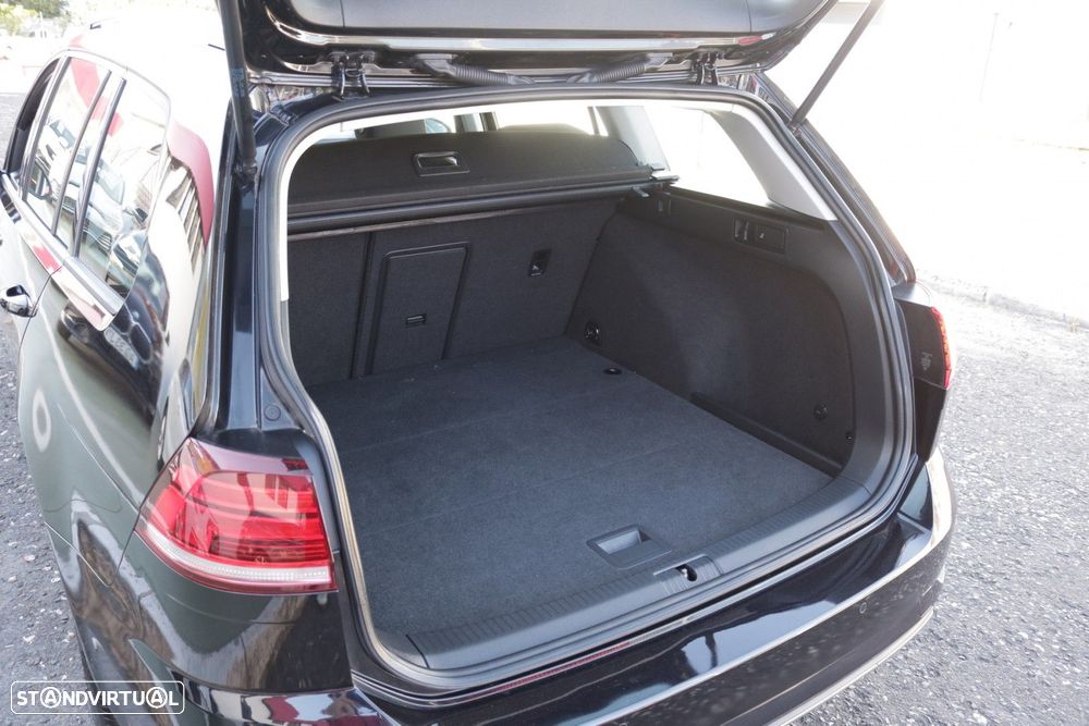 VW Golf Variant 1.0 TSI Confortline - 15