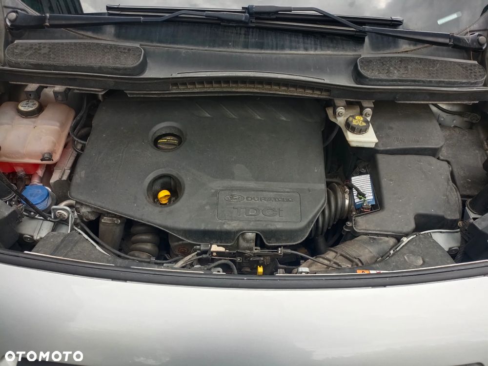 Ford Tourneo Connect Grand ver-grand-1-6-tdci-titanium - 25