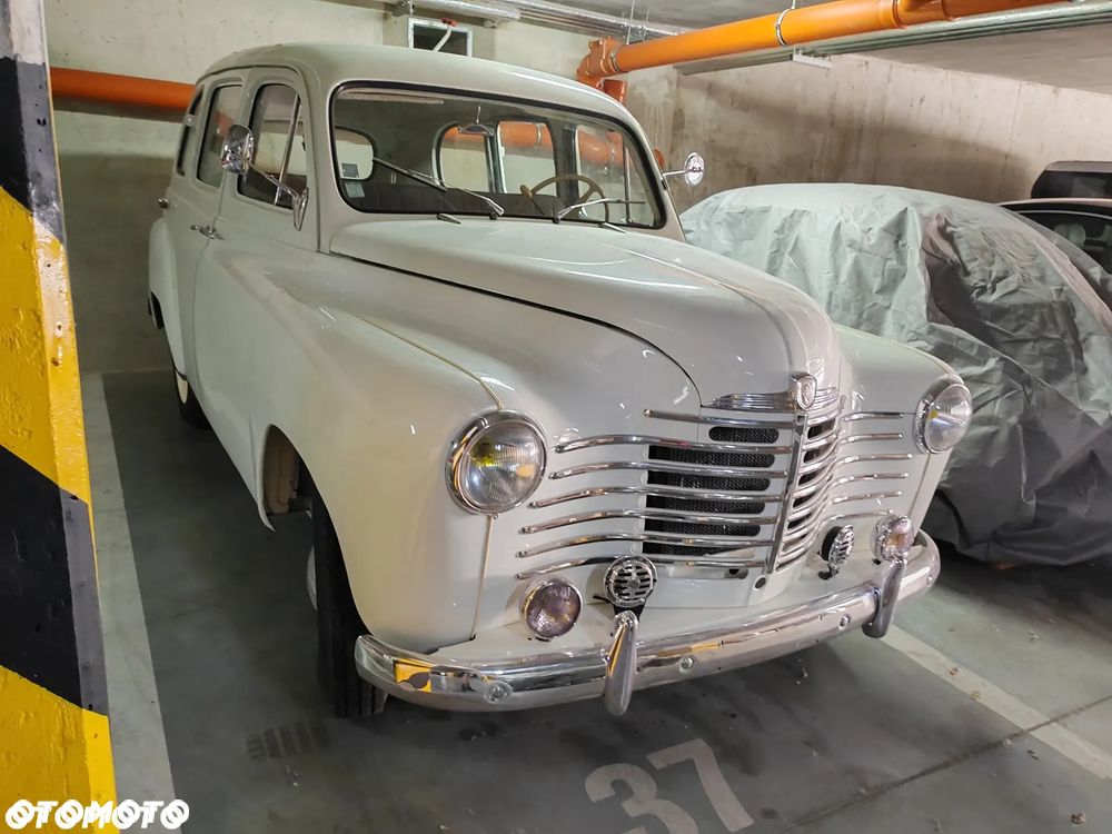Renault Inny - 5