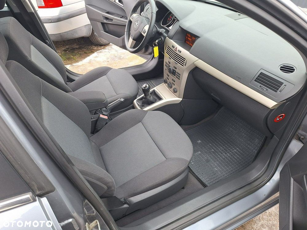 Opel Astra - 20