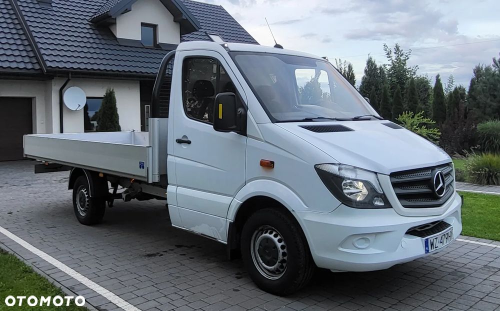 Mercedes-Benz Sprinter - 4