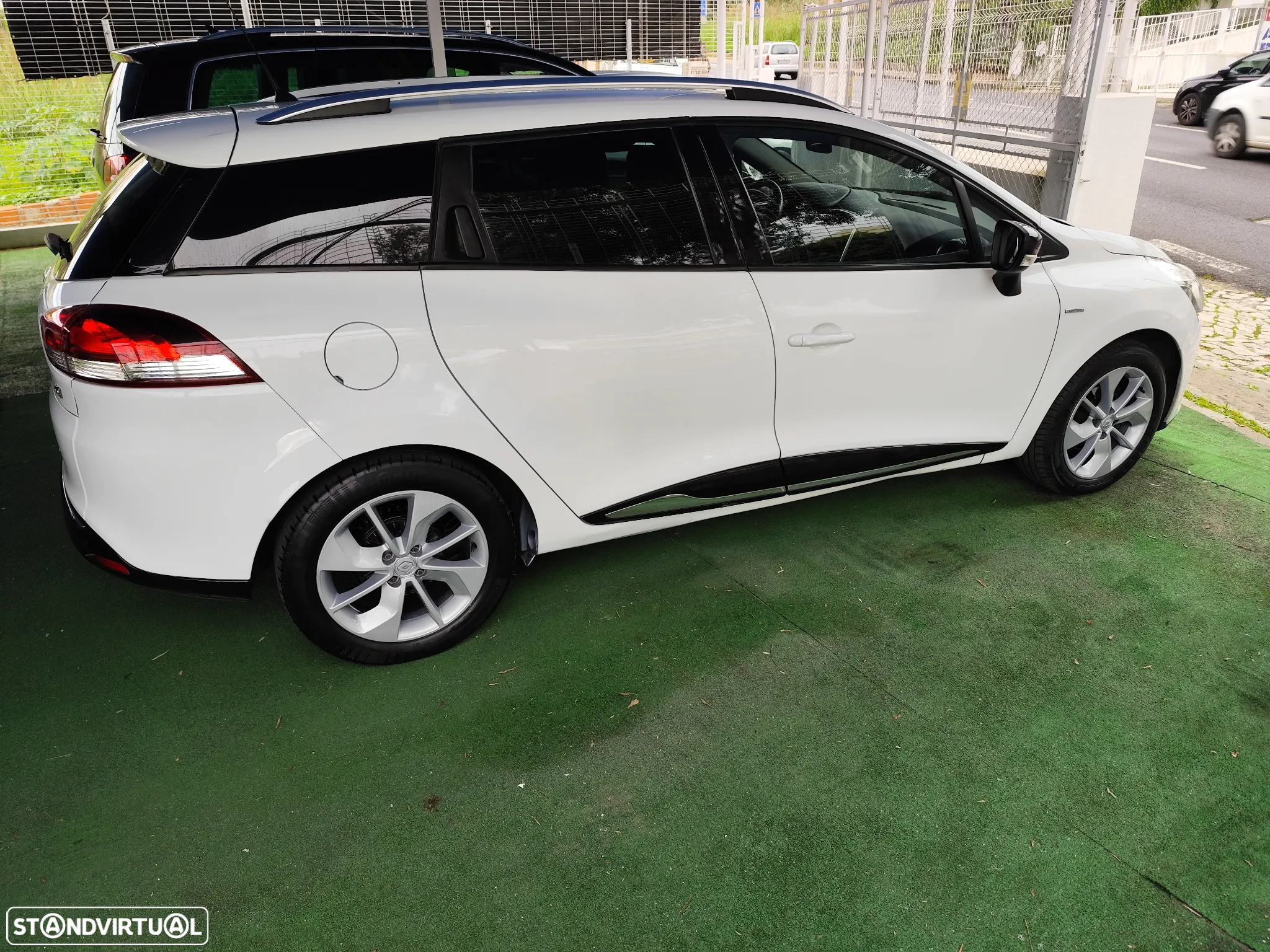 Renault Clio Sport Tourer 1.5 dCi Limited - 8