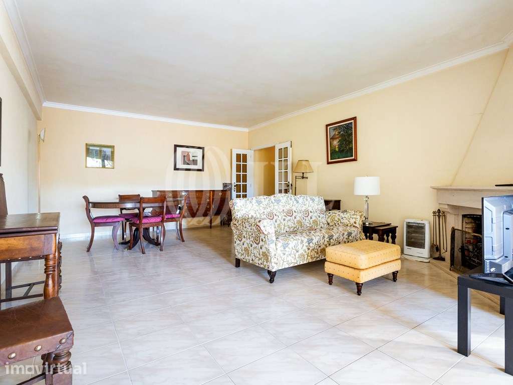 Apartmento T2 com garagem na Costa da Guia Cascais - Grande imagem: 4/25