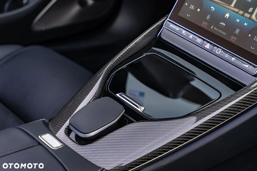 Mercedes-Benz SL AMG 63 4-Matic+ - 33