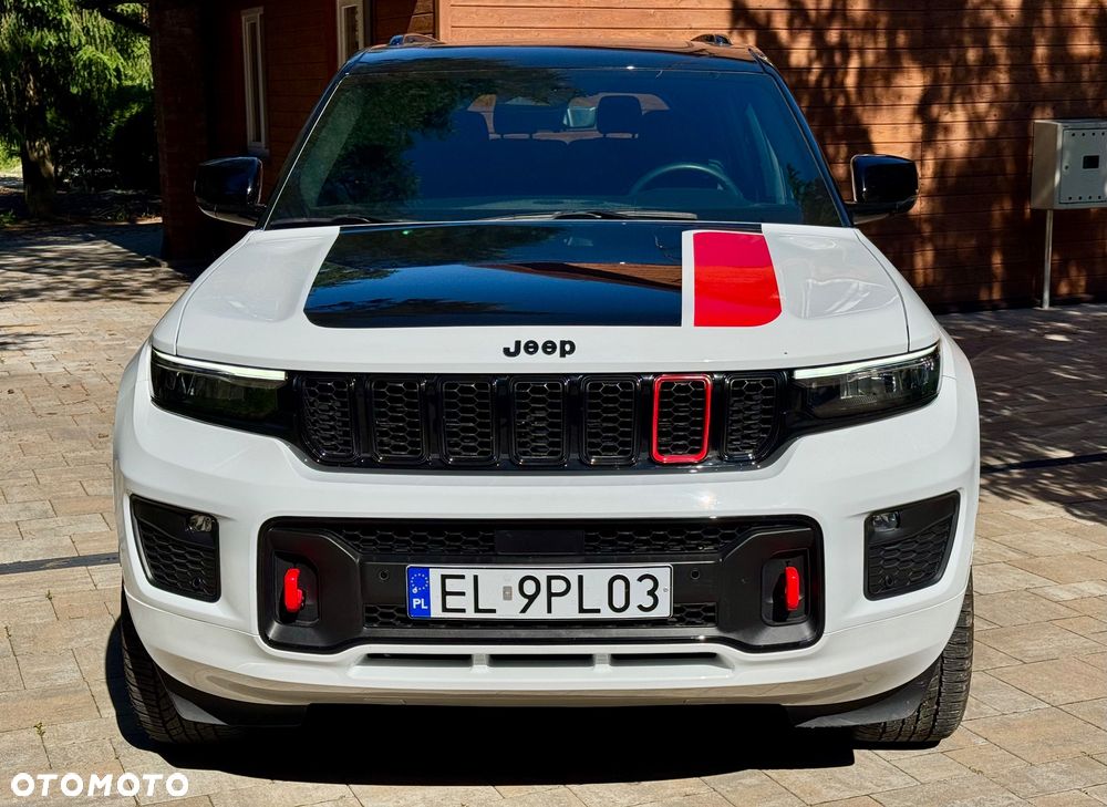 Jeep Grand Cherokee - 1
