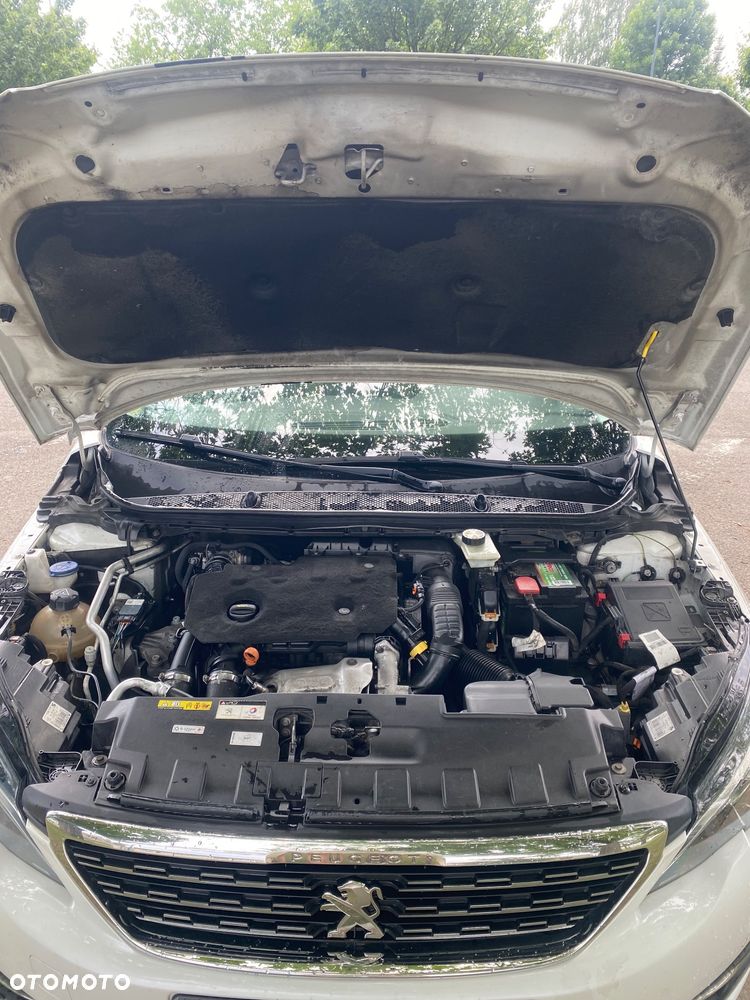 Peugeot 308 1.5 BlueHDi Allure S&S - 11