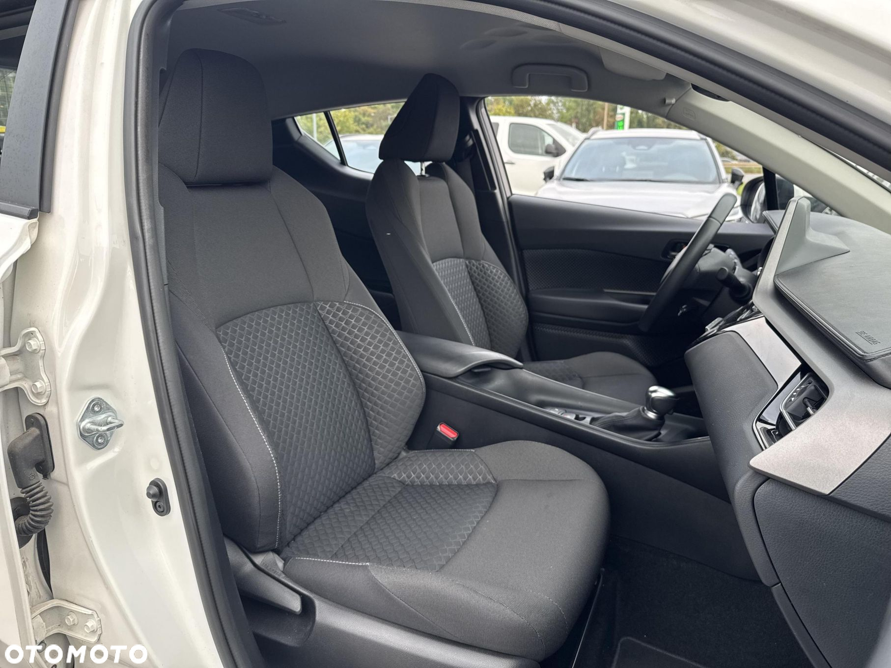 Toyota C-HR 1.8 Hybrid GPF Comfort - 21