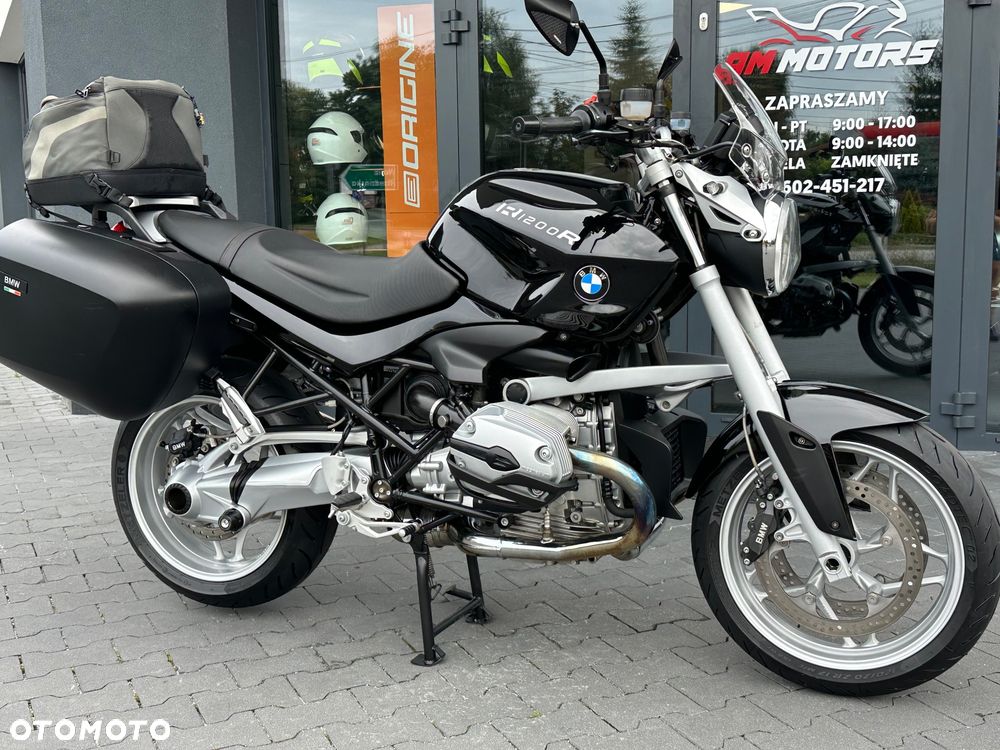 BMW R - 1