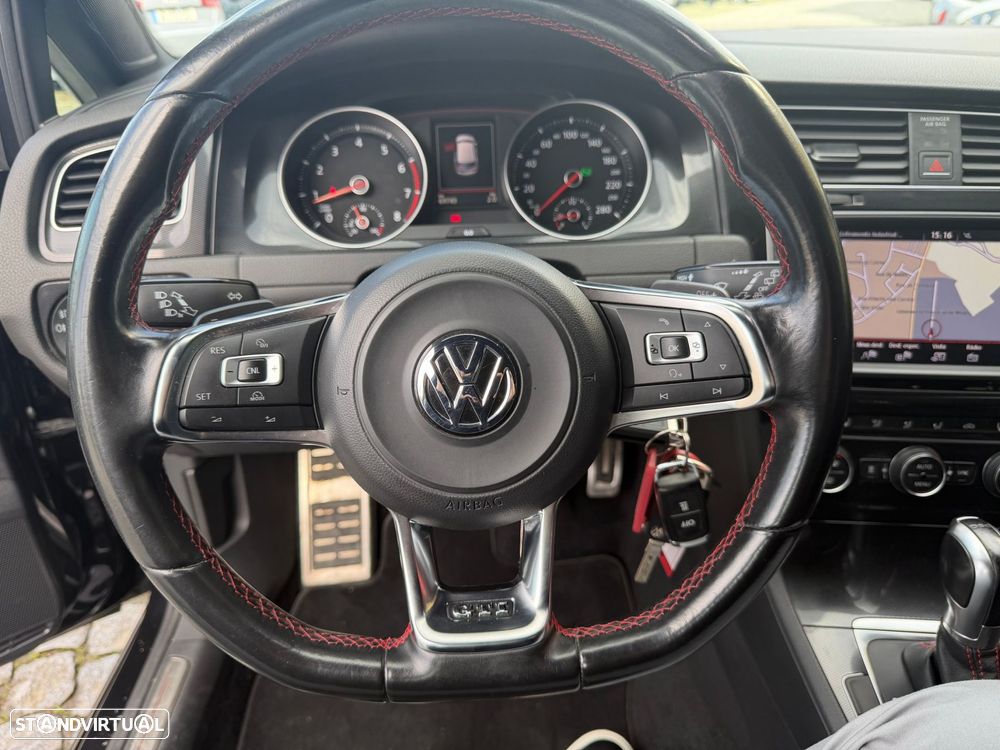 VW Golf 2.0 TSi GTi DSG - 24