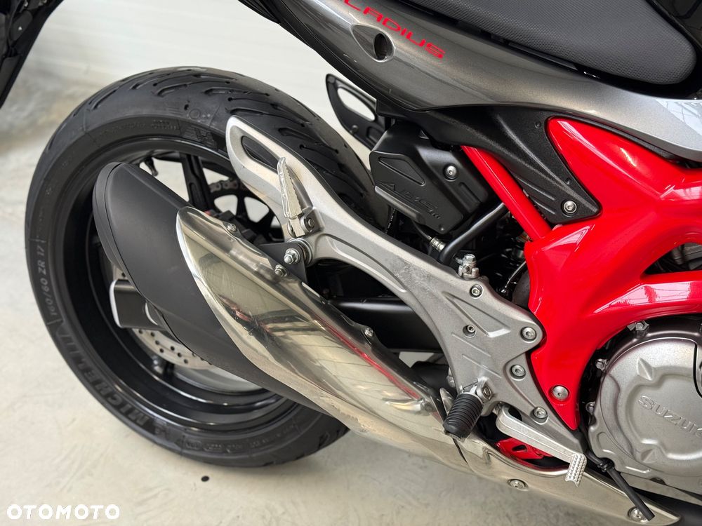Suzuki Gladius - 14