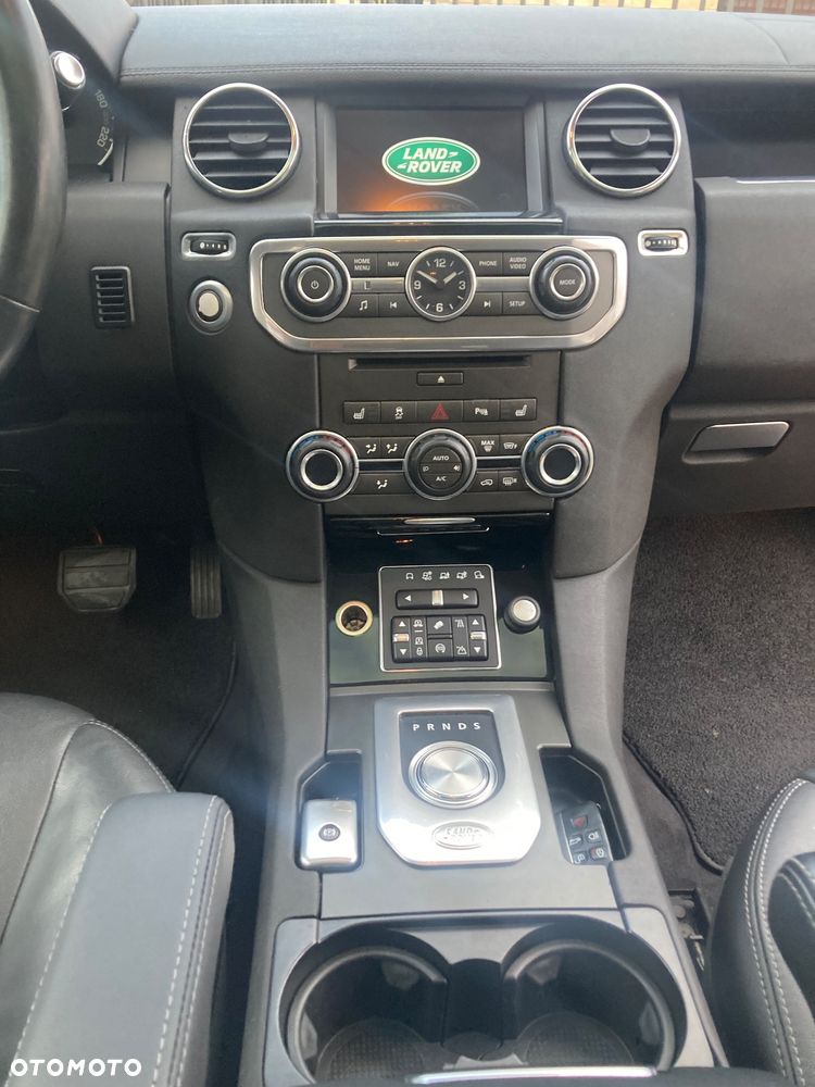 Land Rover Discovery TD V6 HSE - 11