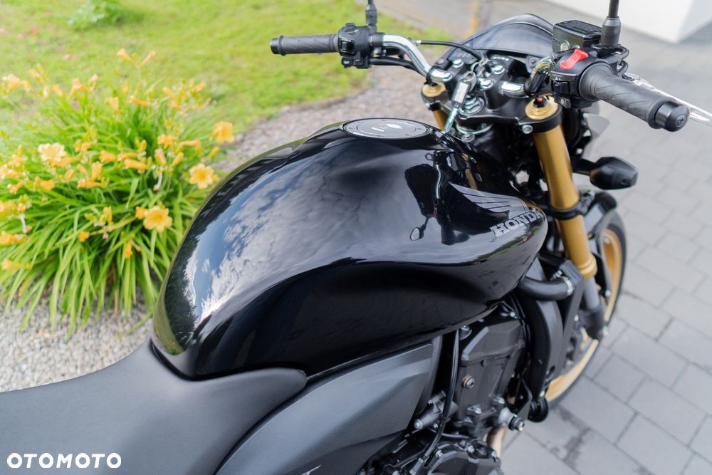 Honda CB - 18