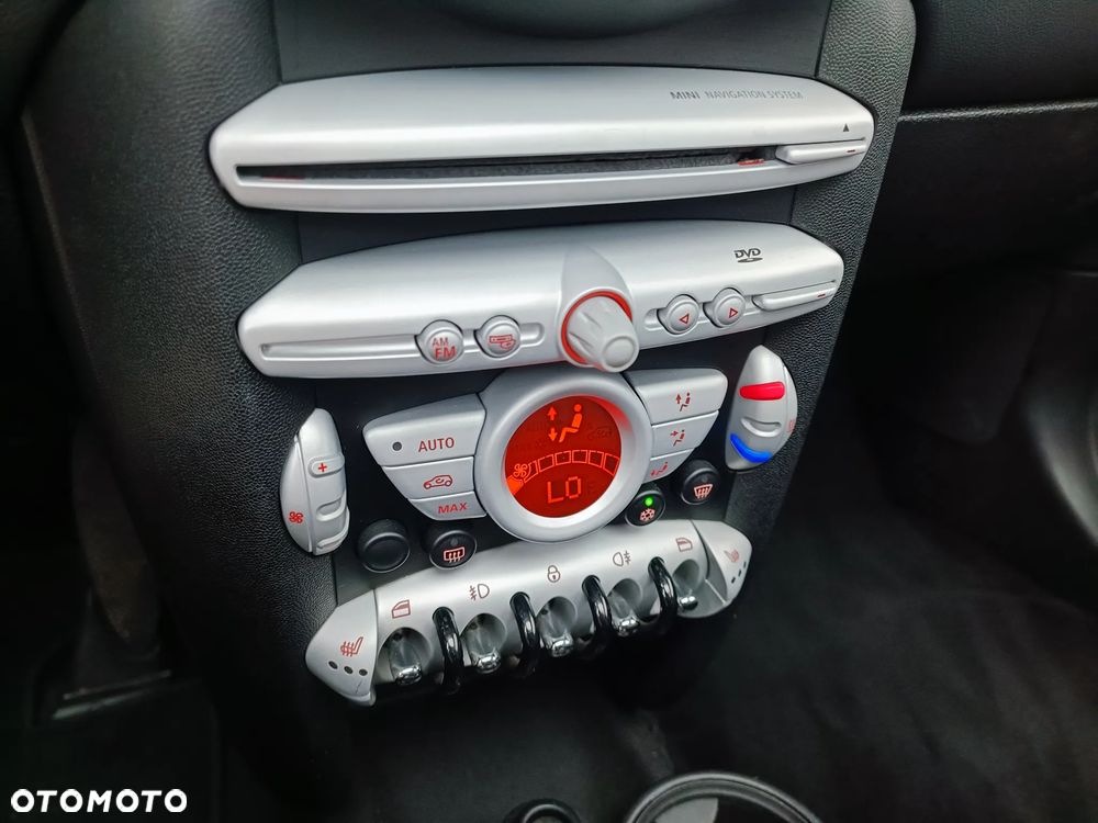 MINI Cooper Standard - 21