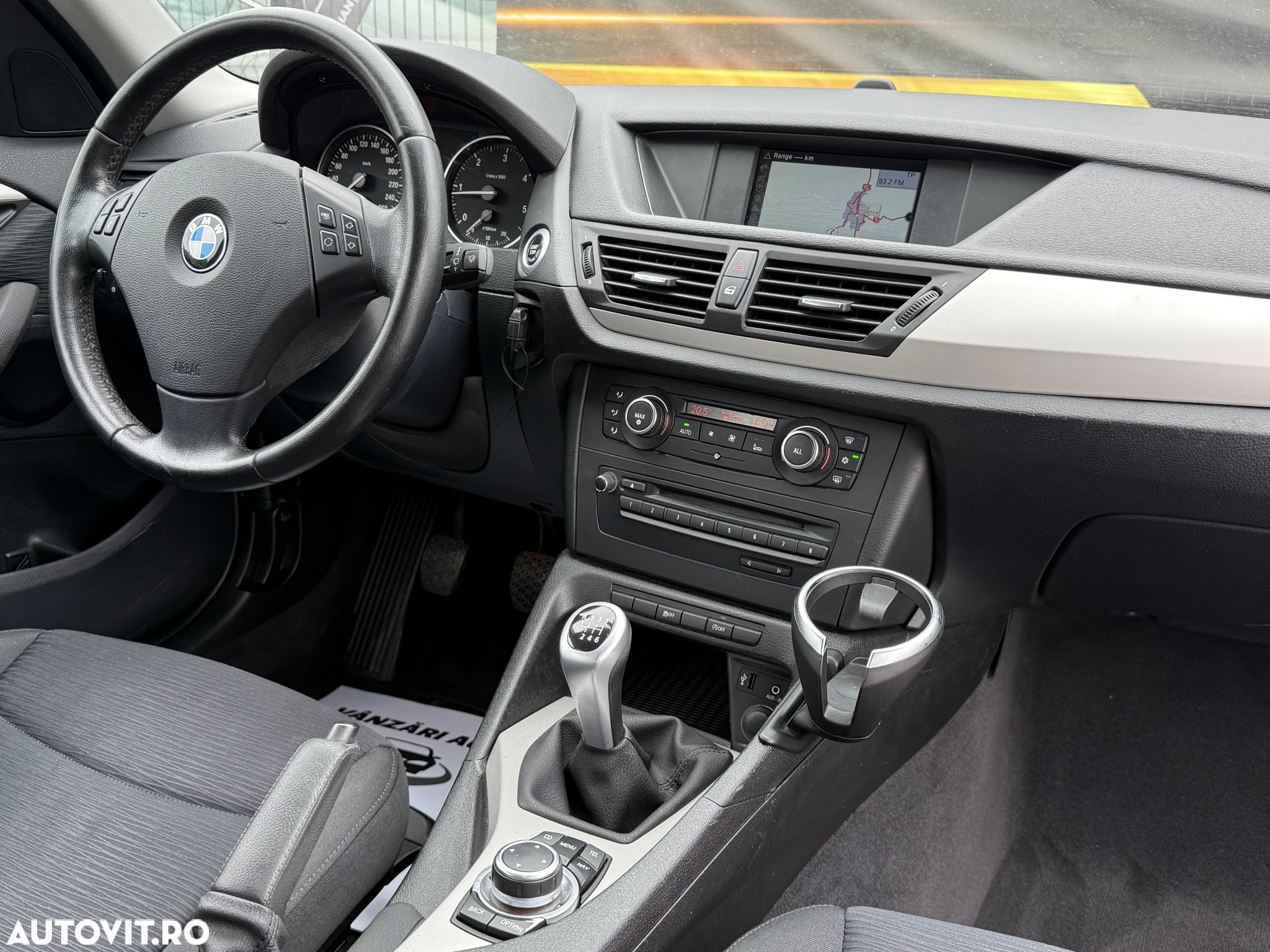 BMW X1 sDrive18d xLine - 20