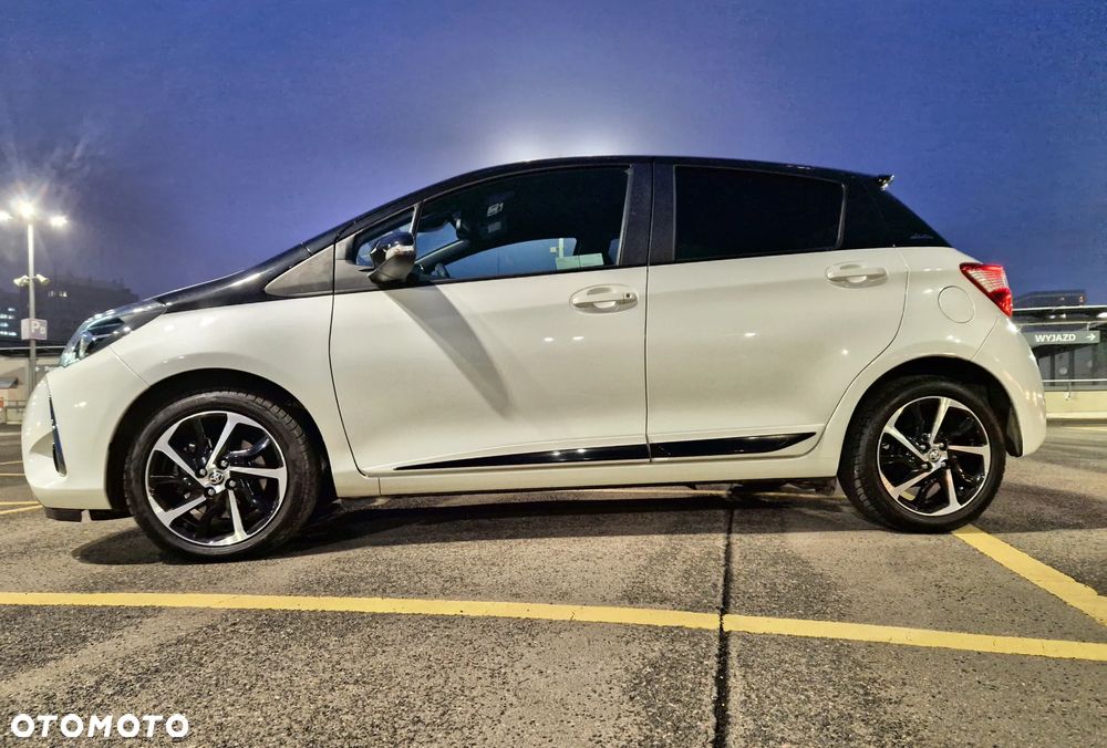 Toyota Yaris 1.5 Selection - 2