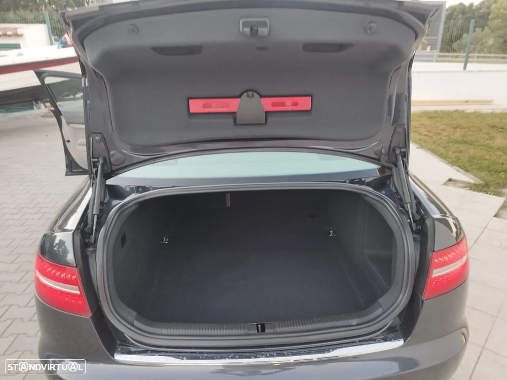 Audi A6 2.0 TDI S-line Multitronic - 26