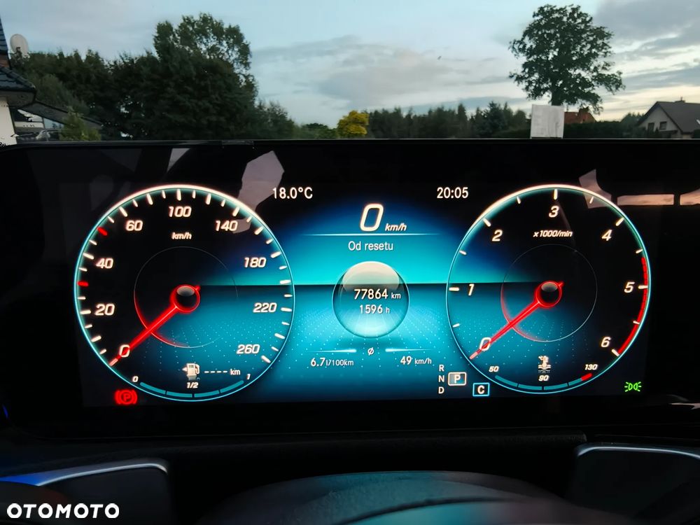 Mercedes-Benz GLB 200 d AMG Line 8G-DCT - 25
