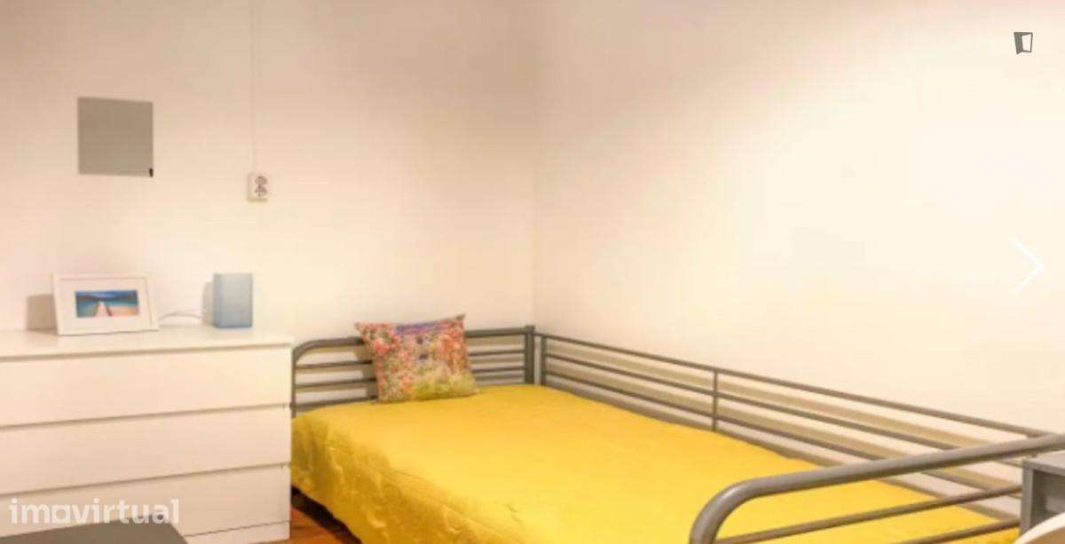 Quarto - localizado em Arroios Lisbon - Grande imagem: 3/7