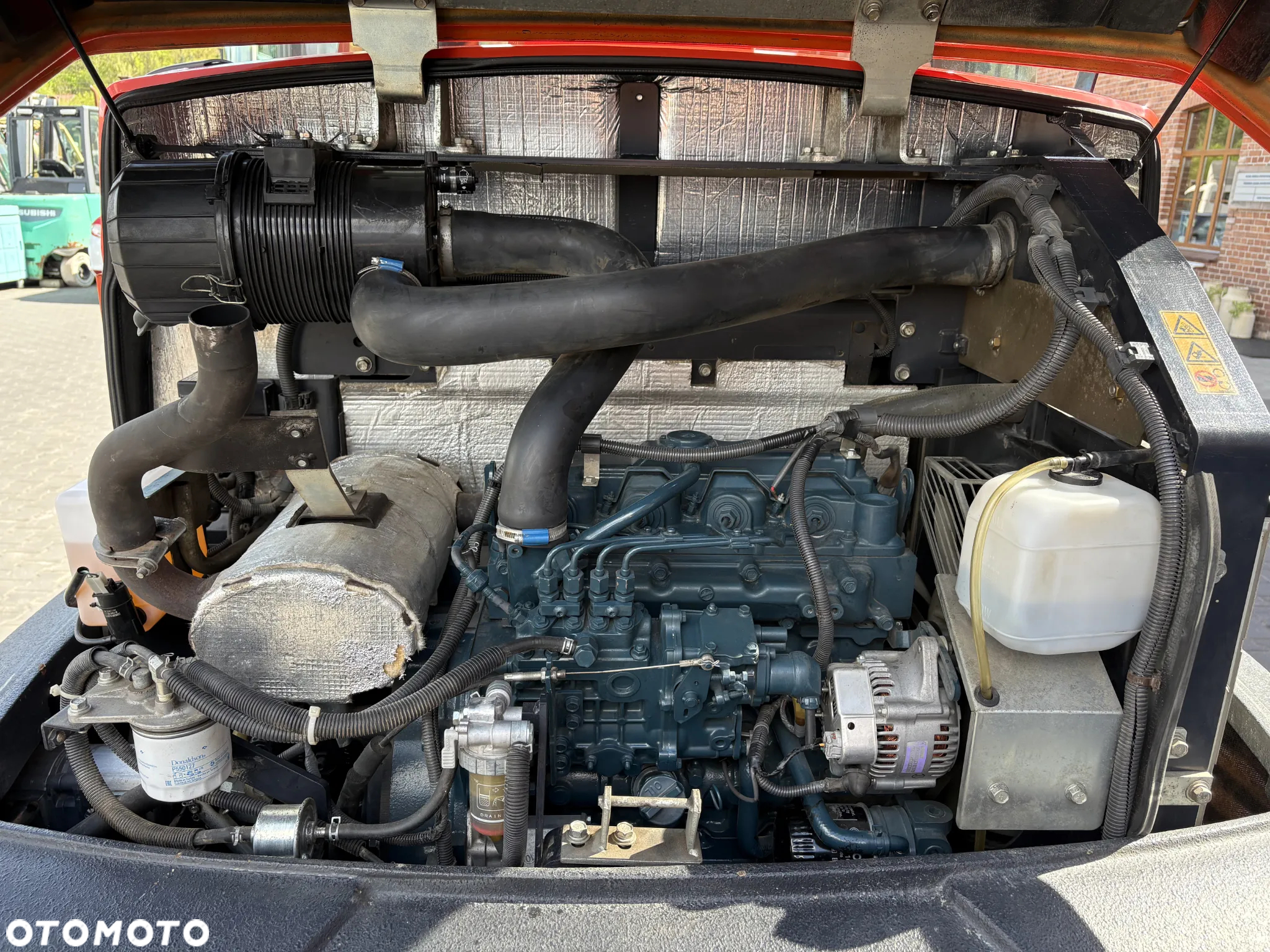 Kubota R082 - 34