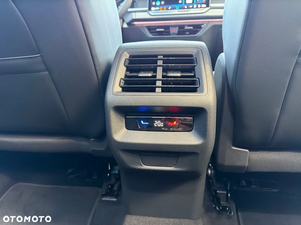 Volkswagen Tayron 1.5 eTSI mHEV Life Plus DSG - 23
