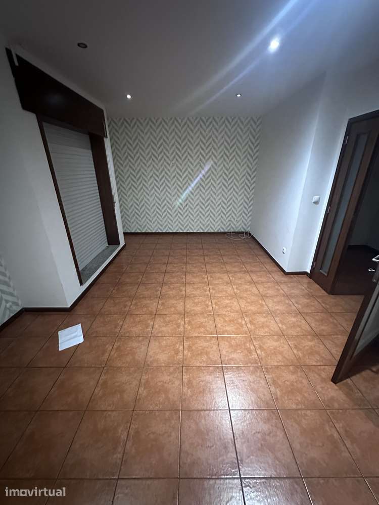 Apartamento T2 em Paredes - Grande imagem: 5/9