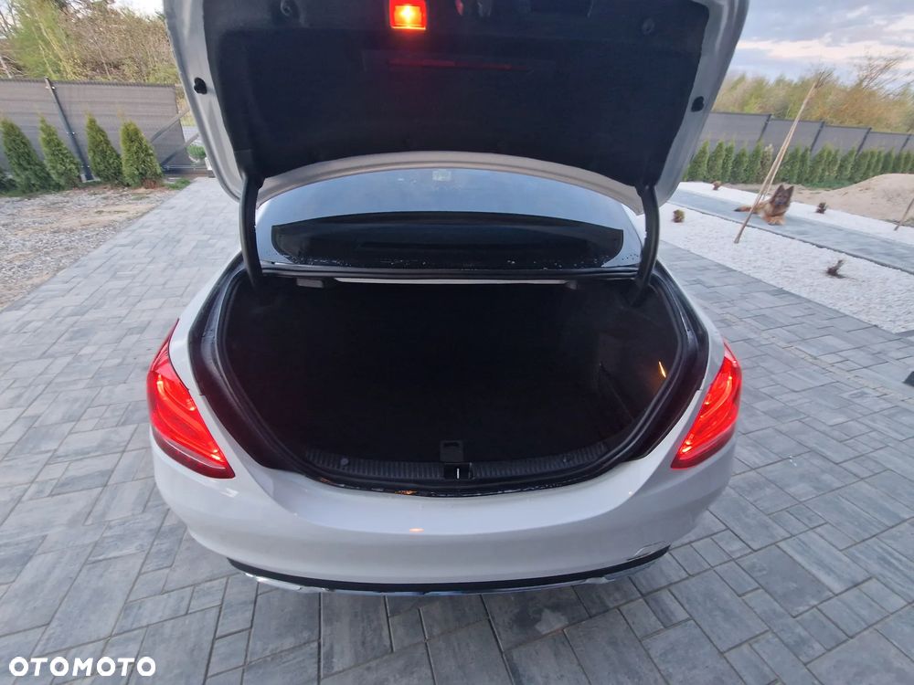 Mercedes-Benz Klasa C 180 Business Edition 9G-TRONIC - 18
