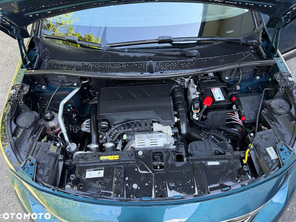 Peugeot 5008 PureTech 130 Stop & Start Allure Business-Paket - 29