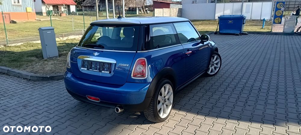 MINI Cooper Standard - 21
