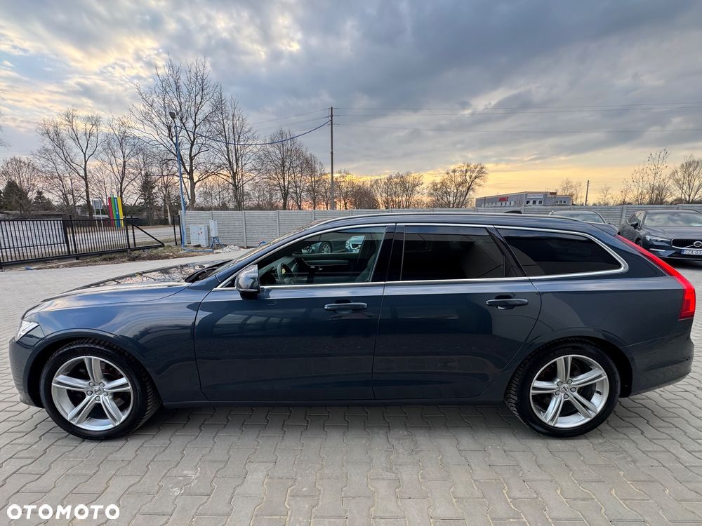 Volvo V90 D4 Momentum - 6