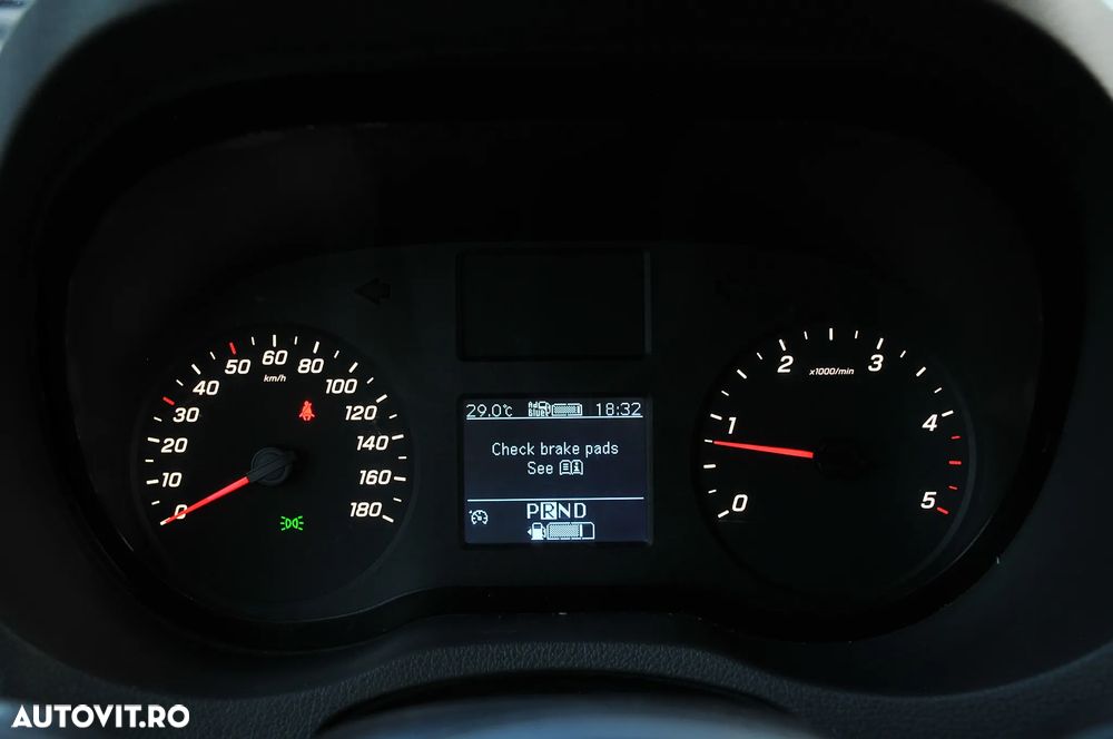 Mercedes-Benz Sprinter - 19