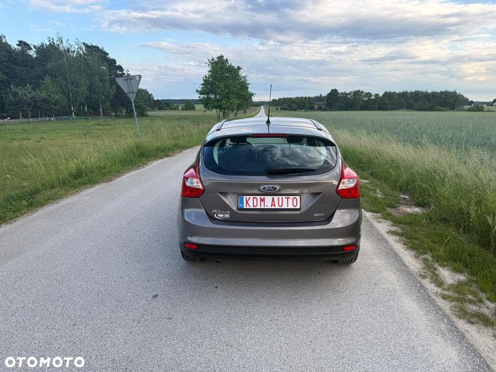 Ford Focus - 8