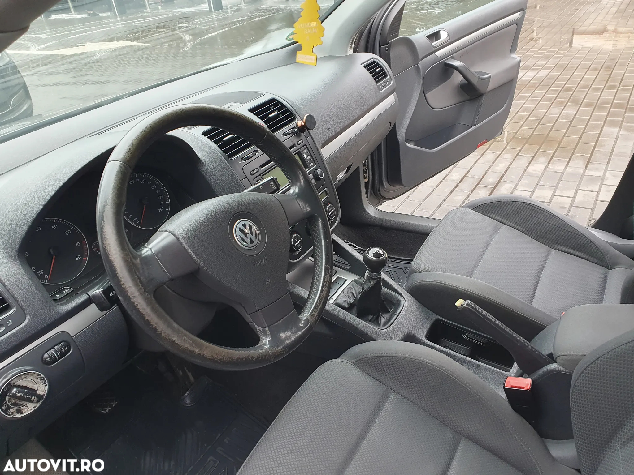 Volkswagen Golf 2.0 FSI Sportline - 15