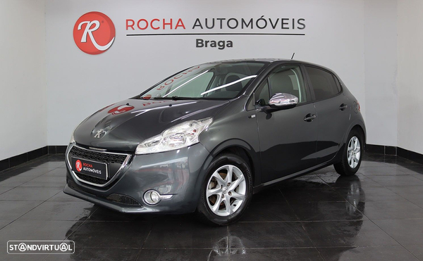 Peugeot 208 1.2 VTi SE Style