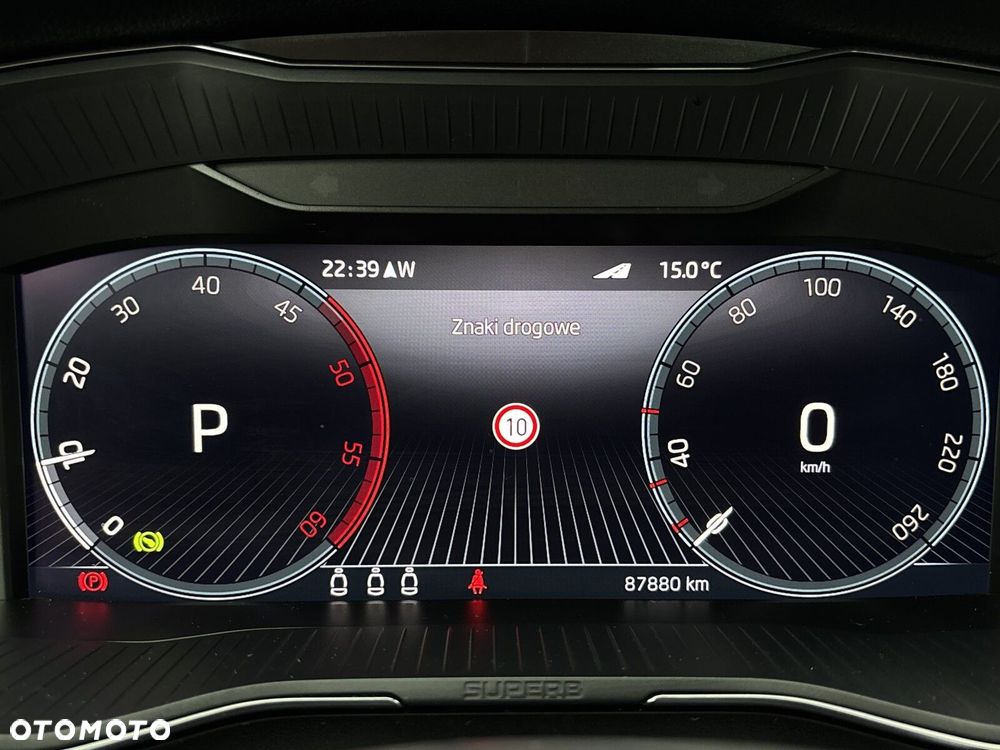 Skoda Superb 2.0 TDI SCR L&K DSG - 17