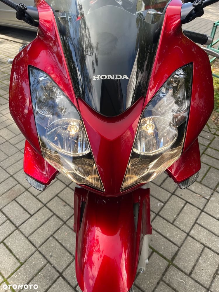 Honda VFR - 5