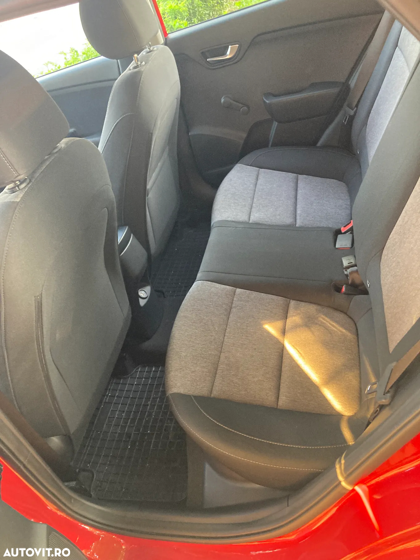 Kia Stonic 1.0 T-GDI iMT HP MHEV Trend - 9