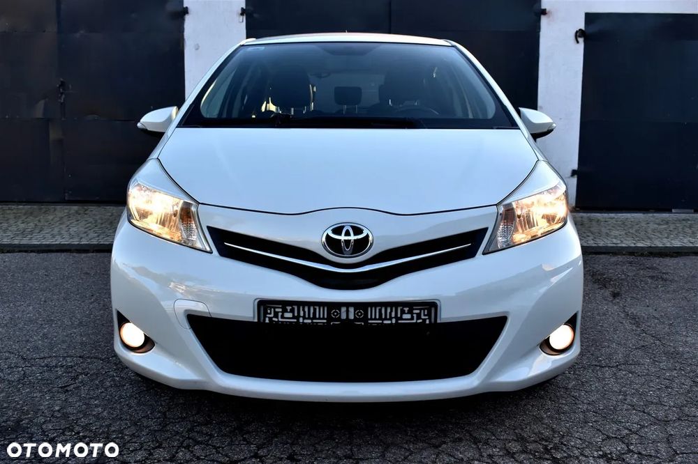 Toyota Yaris 1.33 Business Edition - 2