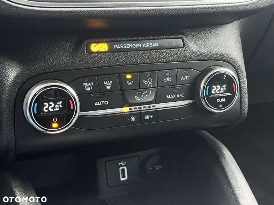 Ford Focus - 19